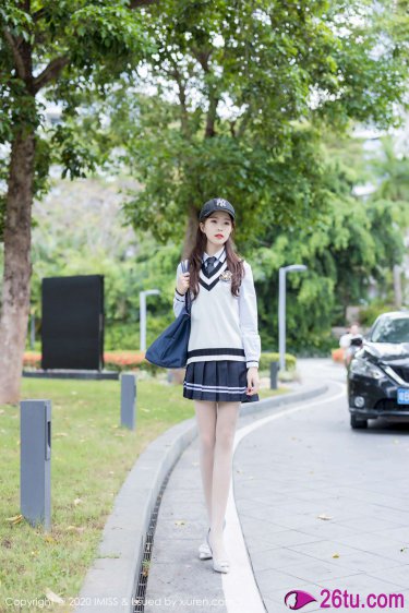 开局顶流的我怎么会糊